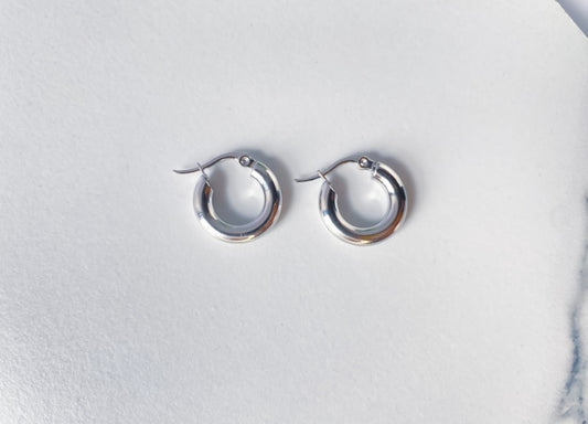 Elegant Hoops - Silver